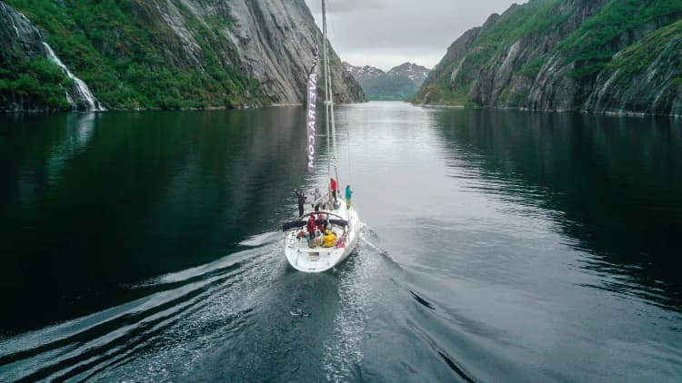 sailing photo
